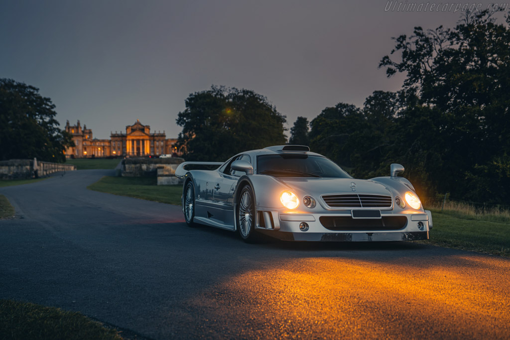 Mercedes-Benz CLK-GTR Coupe