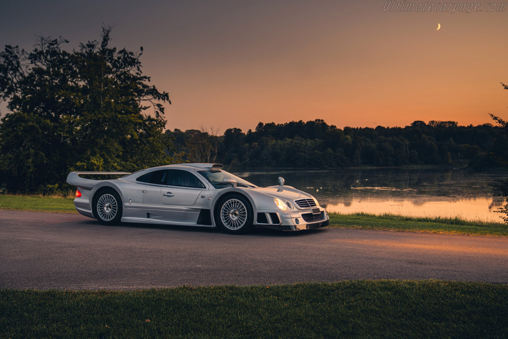Mercedes-Benz CLK-GTR Coupe