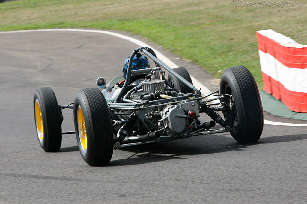 Lotus 24 BRM - Chassis: P2  - 2006 Goodwood Revival
