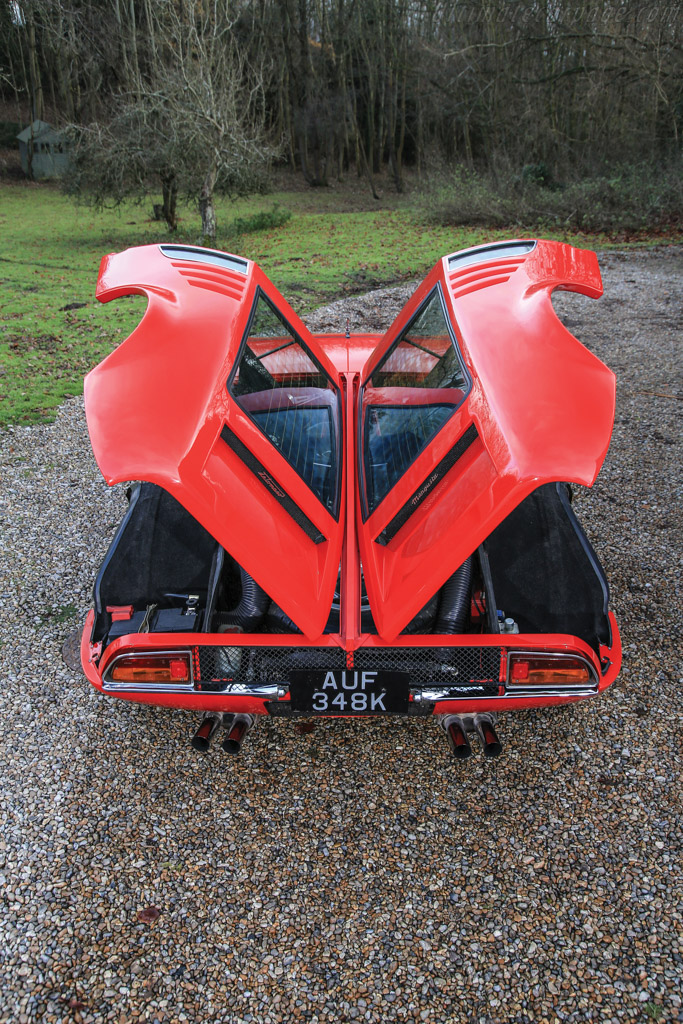 DeTomaso Mangusta