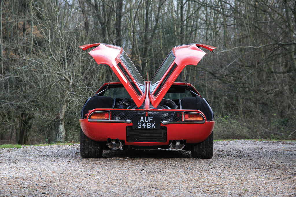 DeTomaso Mangusta