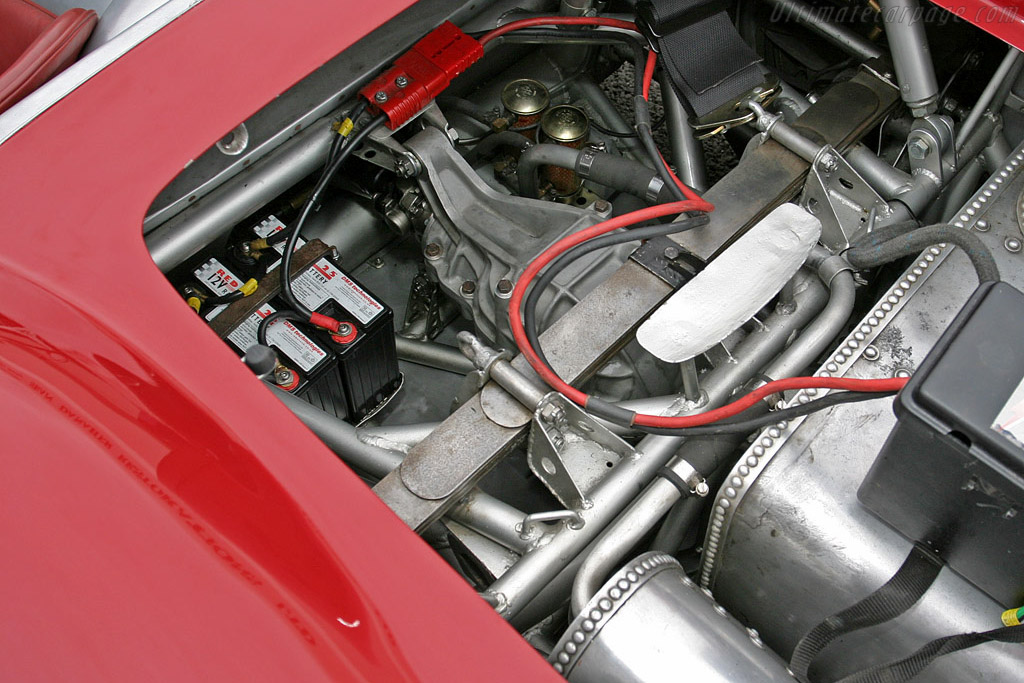 Maserati 250S - Chassis: 2432  - 2005 Silverstone Classic