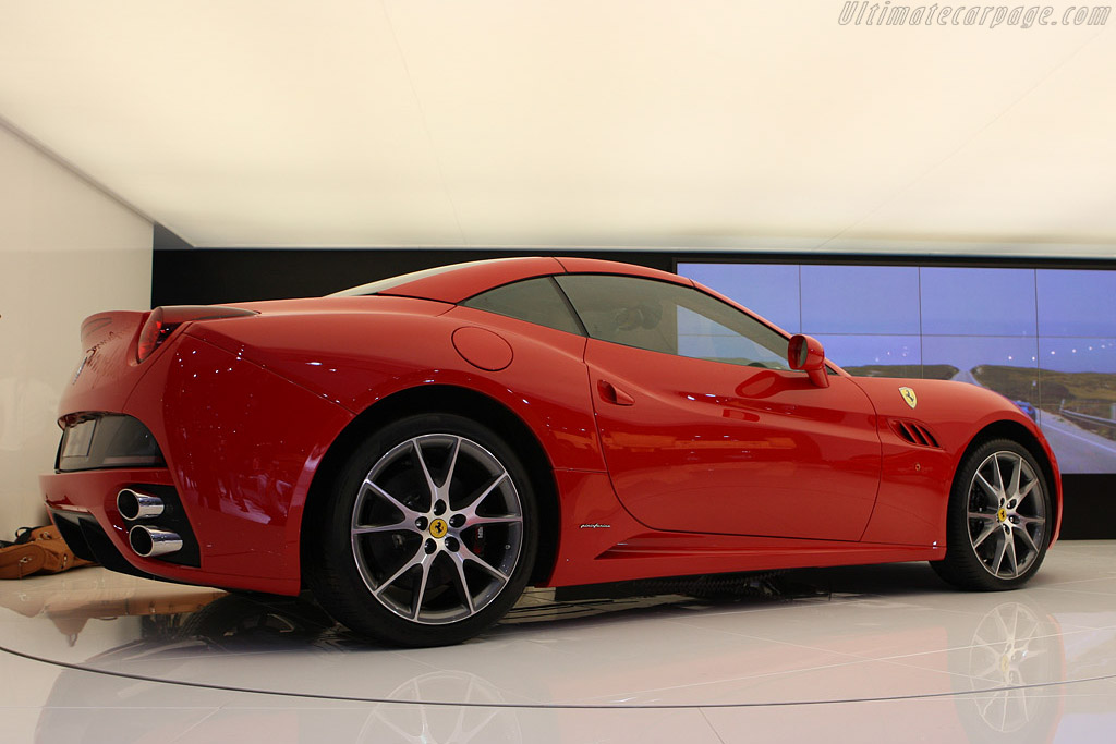 Ferrari California   - 2008 Mondial de l'Automobile Paris