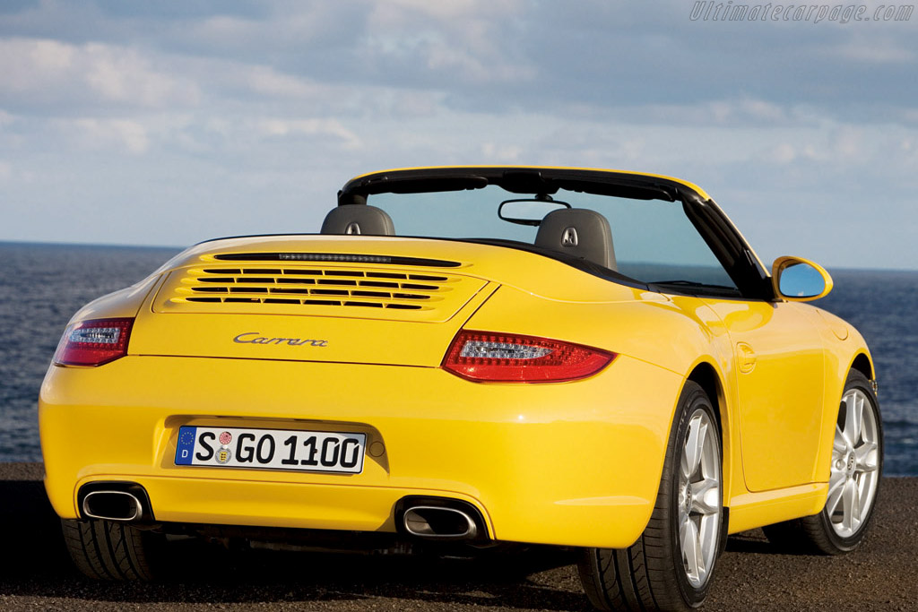 Porsche 997 Carrera Cabriolet