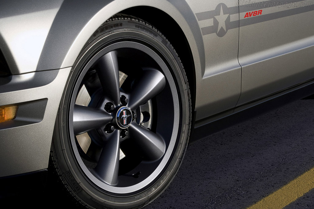 Ford Mustang AV8R
