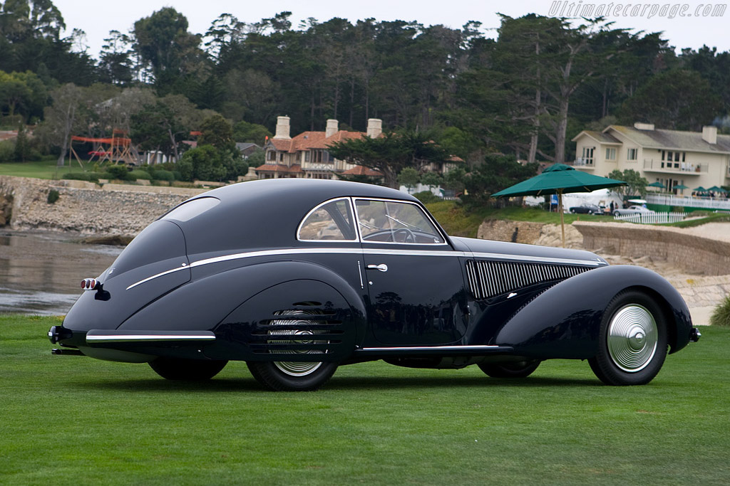 Alfa Romeo 8C 2900B Lungo Touring Berlinetta - Chassis: 412035  - 2008 Pebble Beach Concours d'Elegance