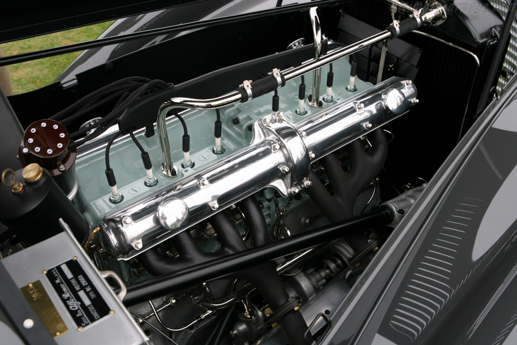 Alfa Romeo 8C 2900B Lungo Touring Berlinetta - Chassis: 412036  - 2006 Pebble Beach Concours d'Elegance