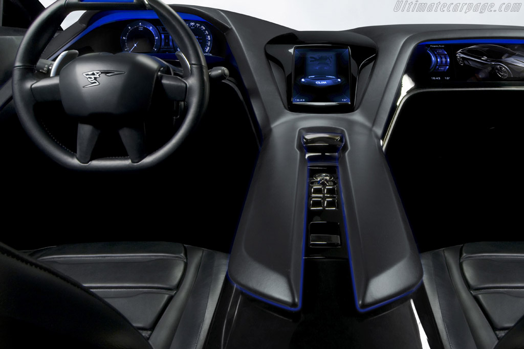 Peugeot RC HYmotion4 Concept