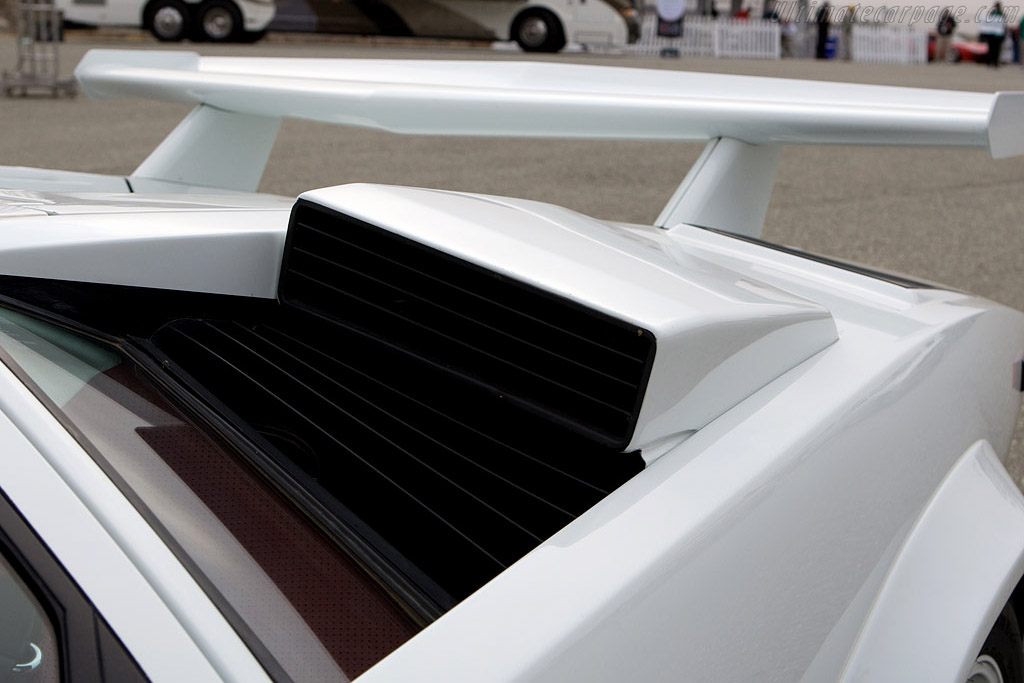 Lamborghini Countach LP5000 S