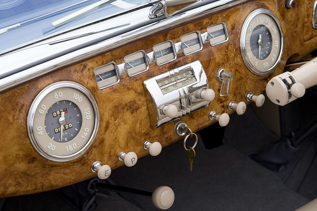 Delahaye 135 MS Faget-Varnet Cabriolet - Chassis: 801077  - 2008 Pebble Beach Concours d'Elegance