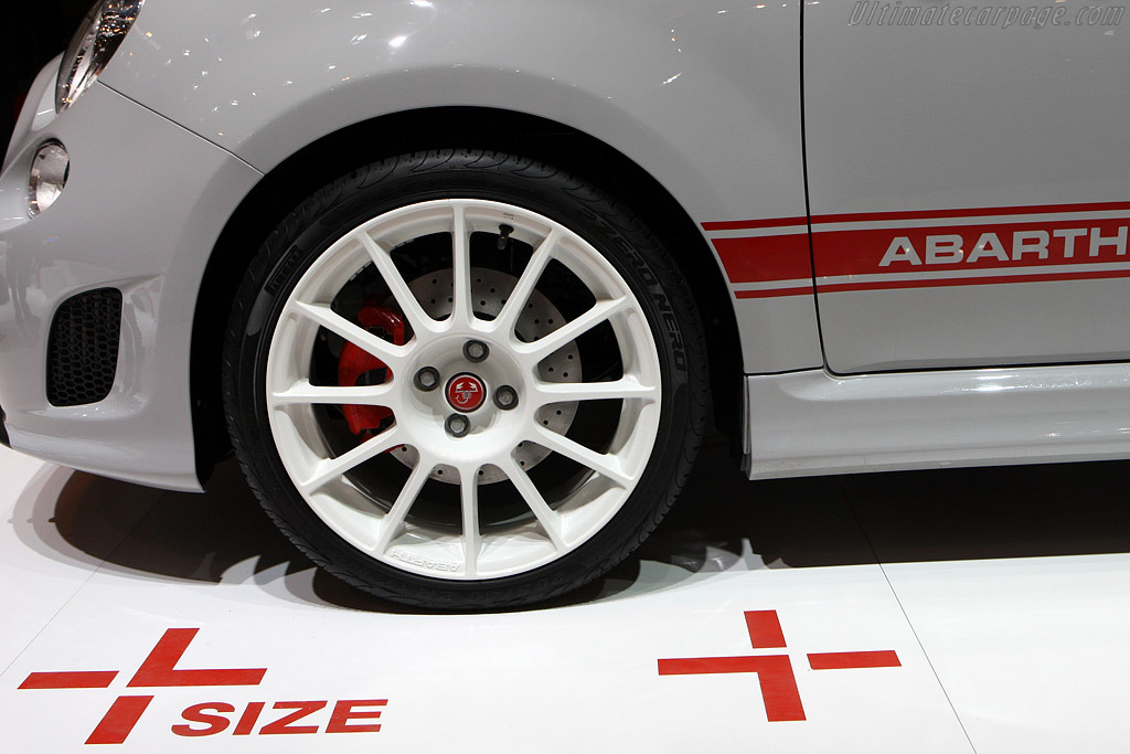 Fiat Abarth 500 esseesse   - 2008 Essen Motor Show