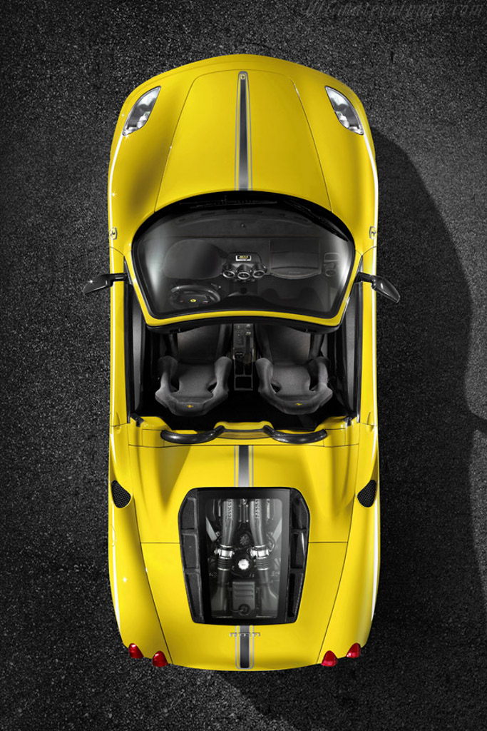 Ferrari Scuderia Spider 16M