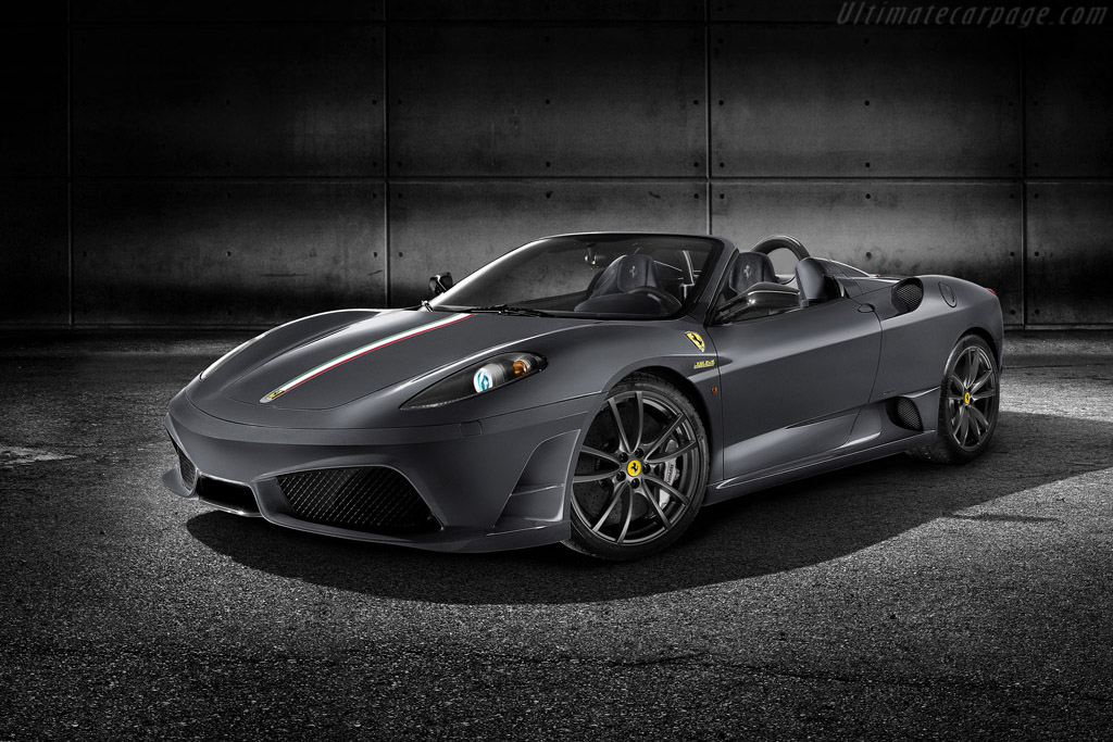 Ferrari Scuderia Spider 16M