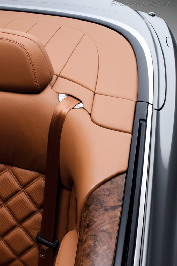 Bentley Azure T