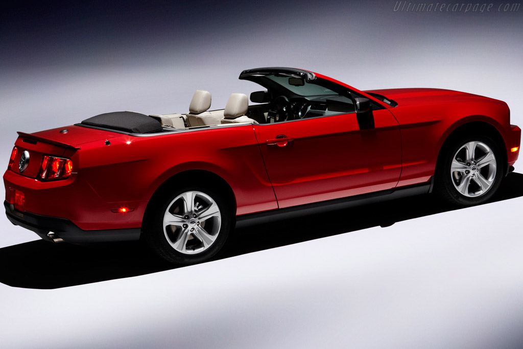 Ford Mustang GT Convertible