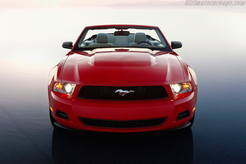 Ford Mustang GT Convertible