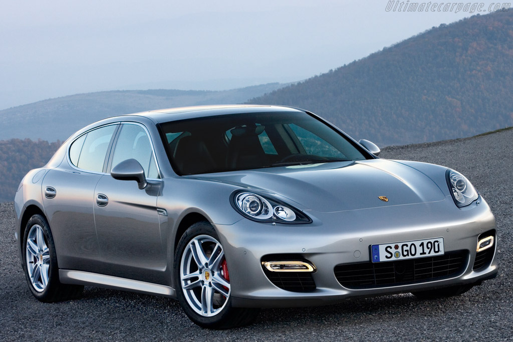 Porsche Panamera Turbo