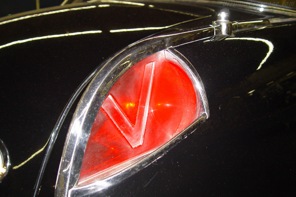 Facel Vega FV3