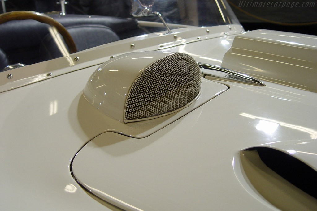 Pegaso Z102 BS 3.2 Touring Spyder - Chassis: 0145  - 2004 Retromobile