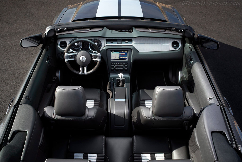 Ford Shelby Mustang GT500 Convertible
