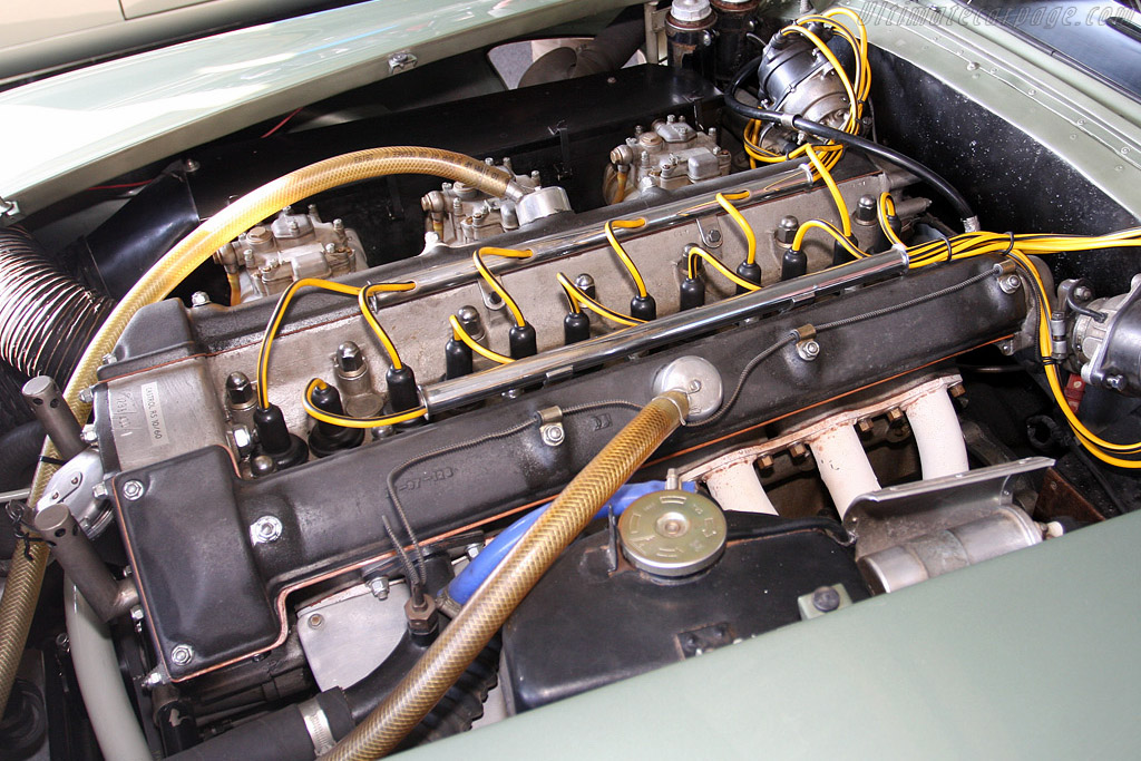Aston Martin DP214 - Chassis: 0194/R  - 2008 Goodwood Revival