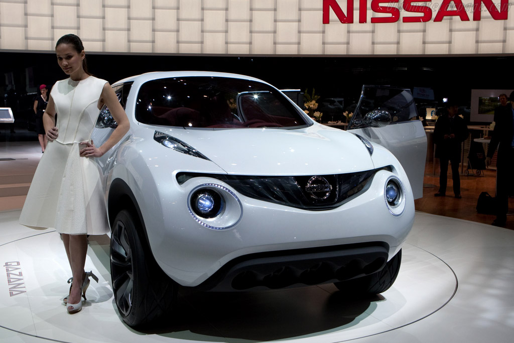 Nissan Qazana Concept   - 2009 Geneva International Motor Show