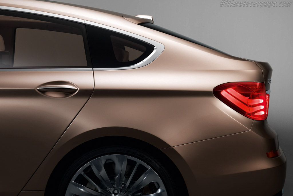 BMW 5-Series Gran Turismo Concept