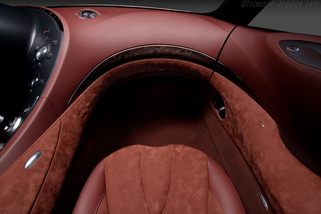 Infiniti Essence Concept