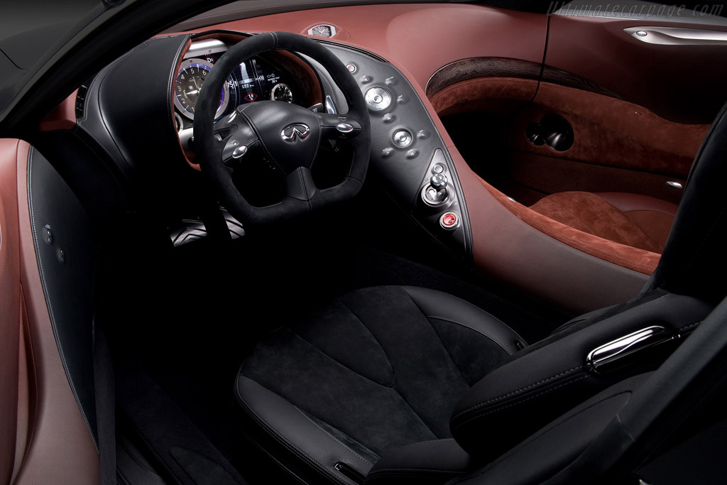 Infiniti Essence Concept