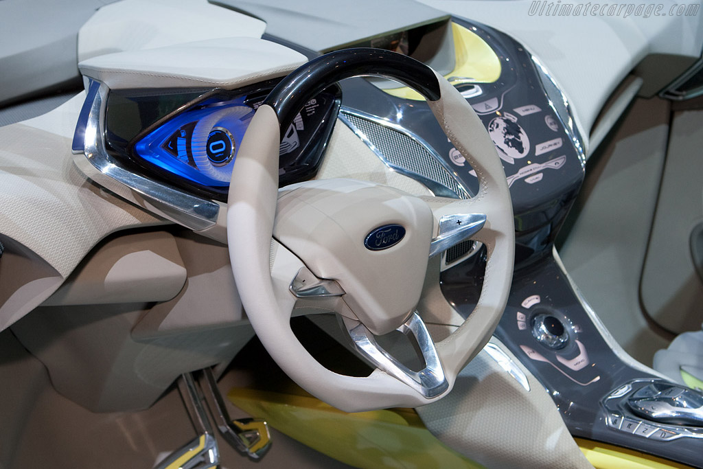 Ford Iosis Max Concept   - 2009 Geneva International Motor Show
