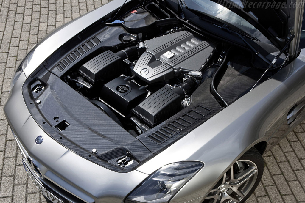 Mercedes-Benz SLS AMG