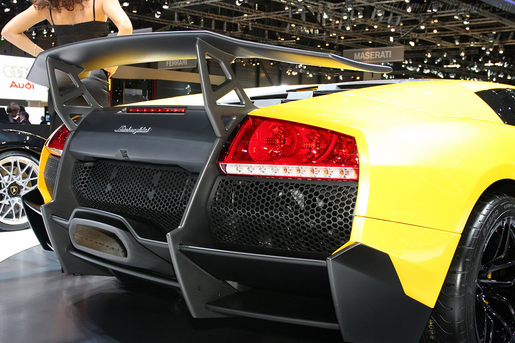 Lamborghini Murciélago LP670-4 SV   - 2009 Geneva International Motor Show