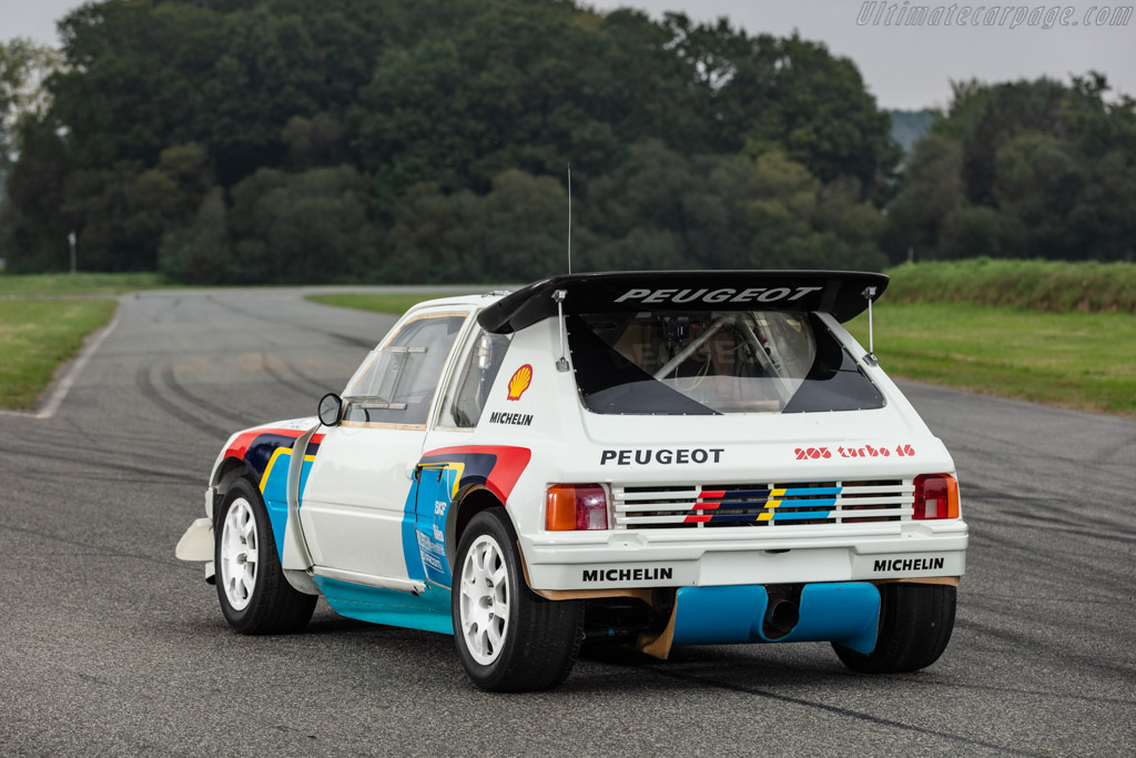 Peugeot 205 T16 Group B