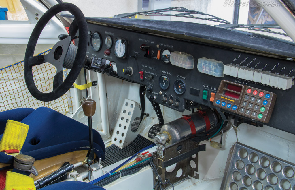 Peugeot 205 T16 Group B