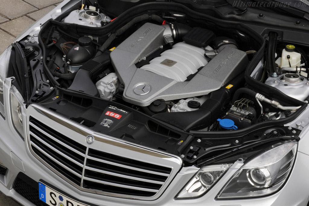 Mercedes-Benz E 63 AMG