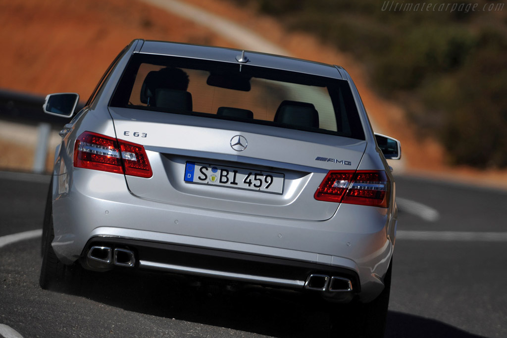 Mercedes-Benz E 63 AMG