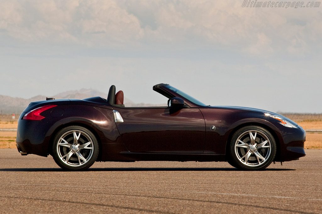 Nissan 370Z Roadster