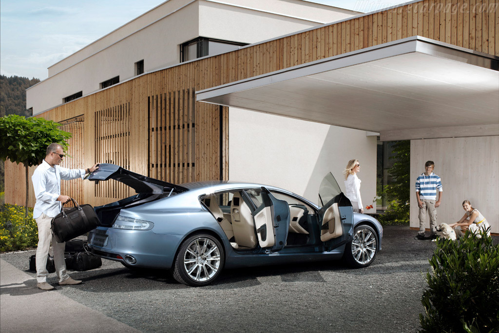 Aston Martin Rapide
