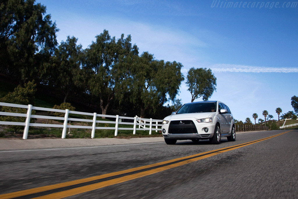 Mitsubishi Outlander GT Prototype