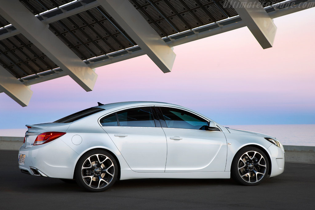 Opel Insignia OPC
