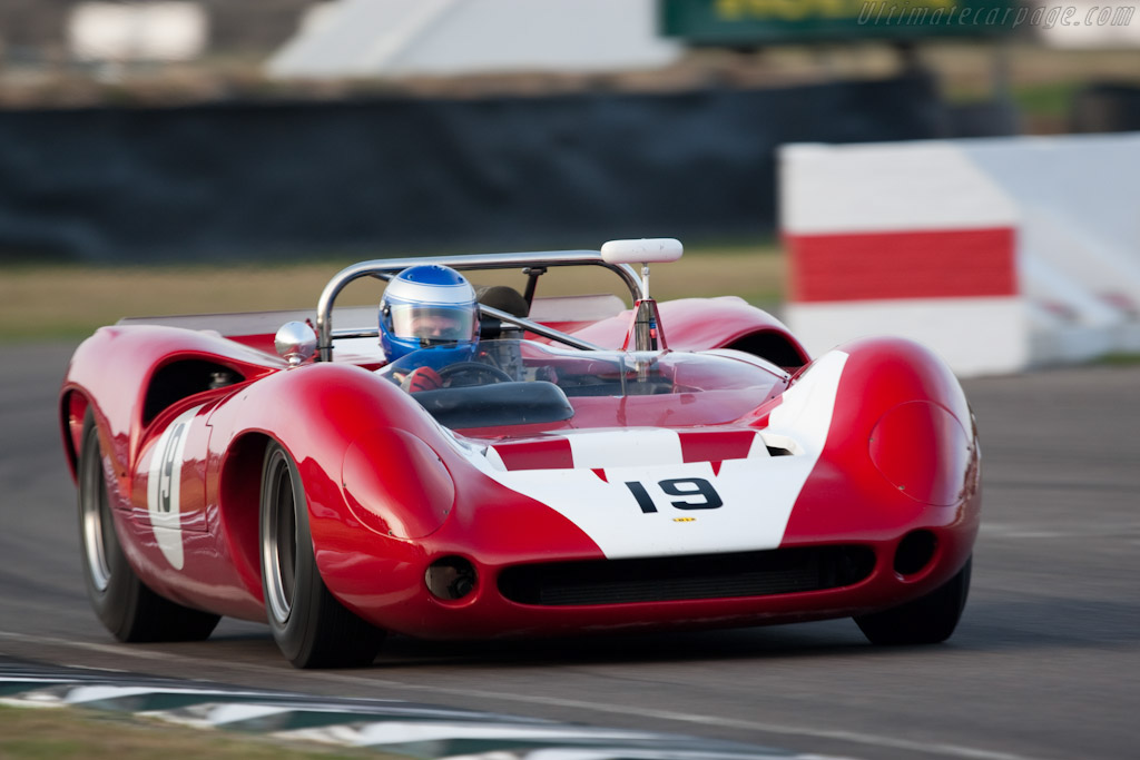 Lola T70 Mk2 Spyder Chevrolet - Chassis: SL71/43  - 2009 Goodwood Revival