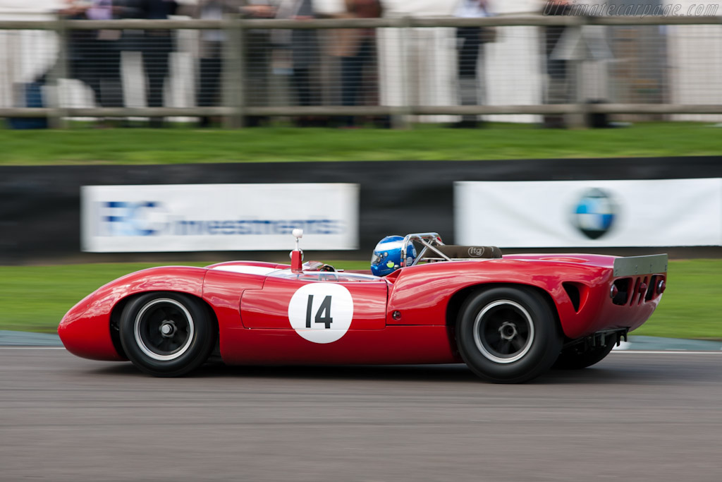 Lola T70 Mk2 Spyder Chevrolet - Chassis: SL71/43  - 2010 Goodwood Revival