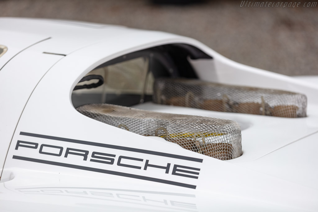 Porsche 907 K