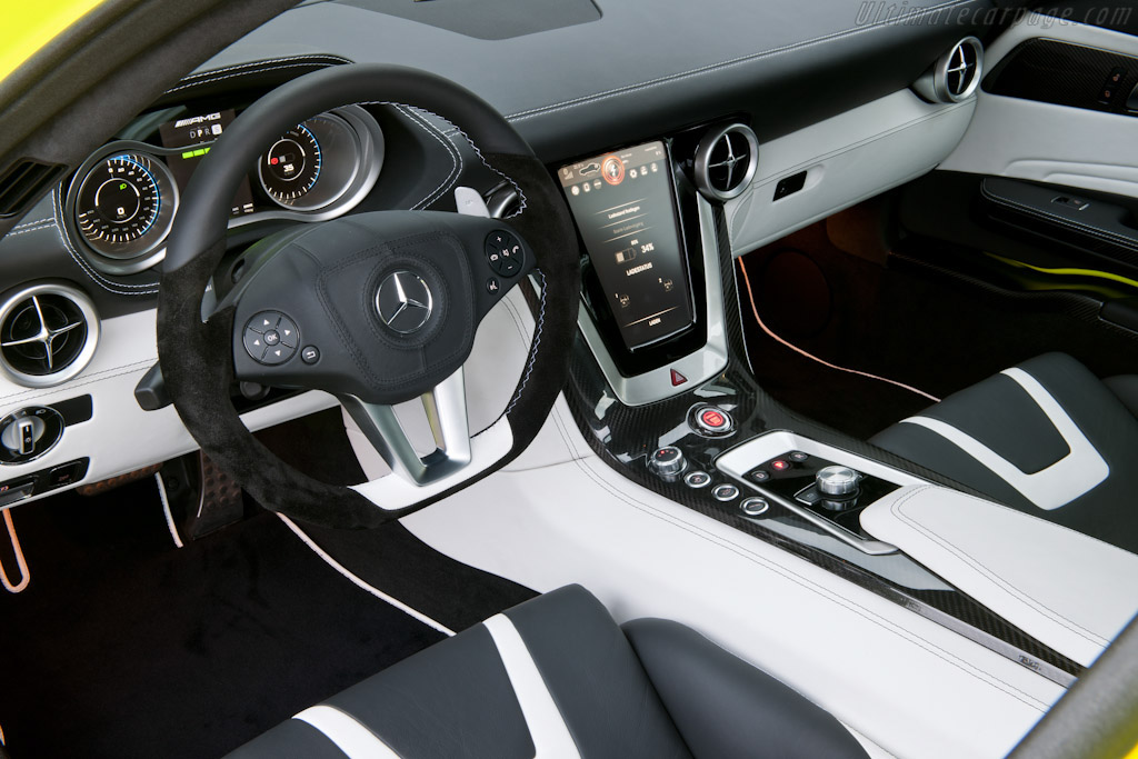 Mercedes-Benz SLS AMG E-Cell Concept