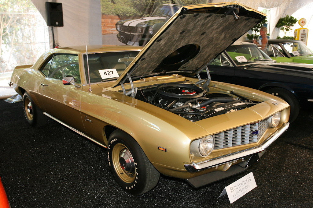 Chevrolet Camaro COPO 9561