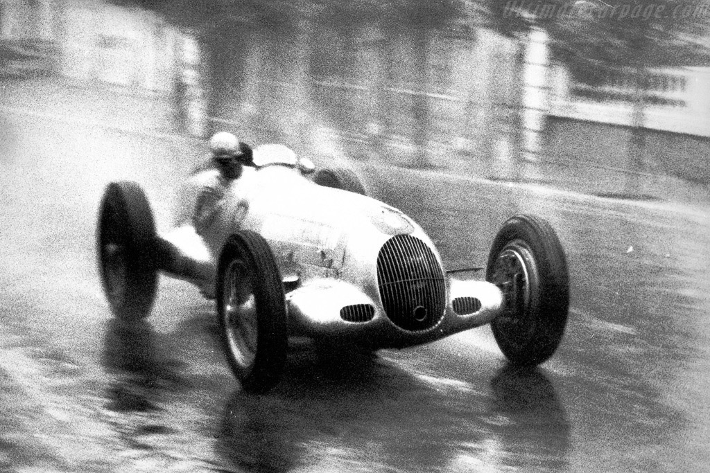 Mercedes-Benz W25K