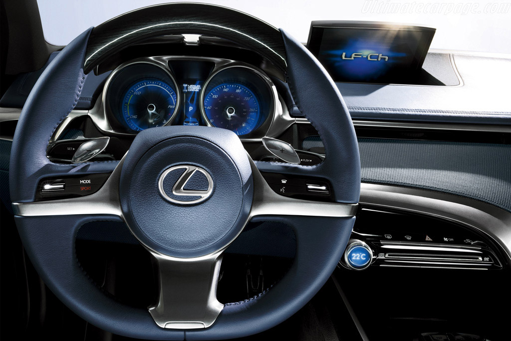 Lexus LF-Ch Concept