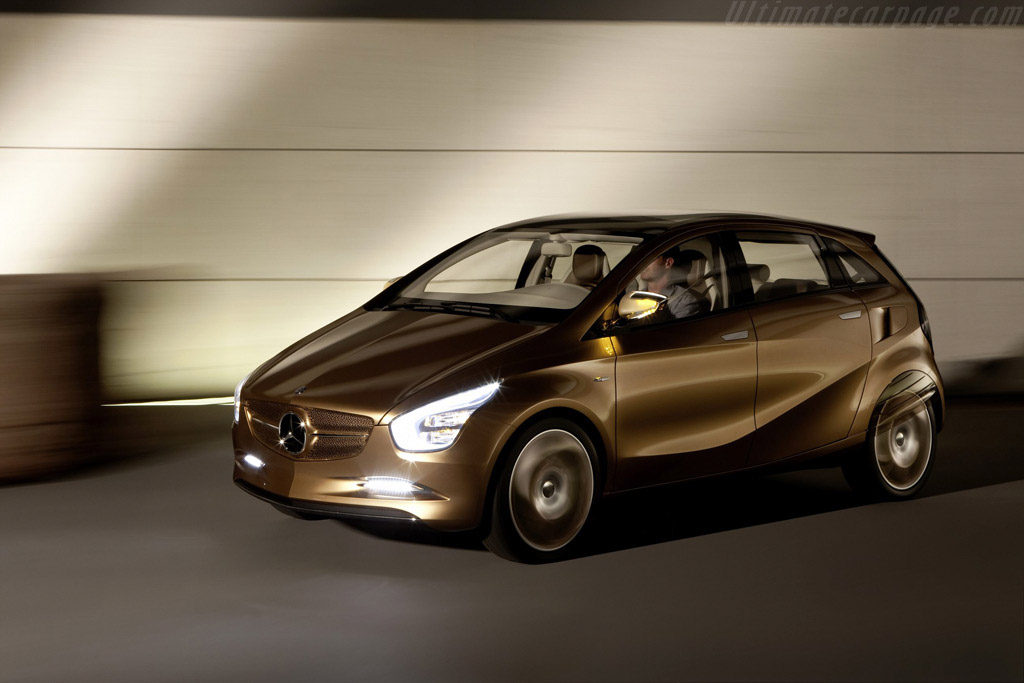 Mercedes-Benz Concept BlueZERO E-Cell Plus