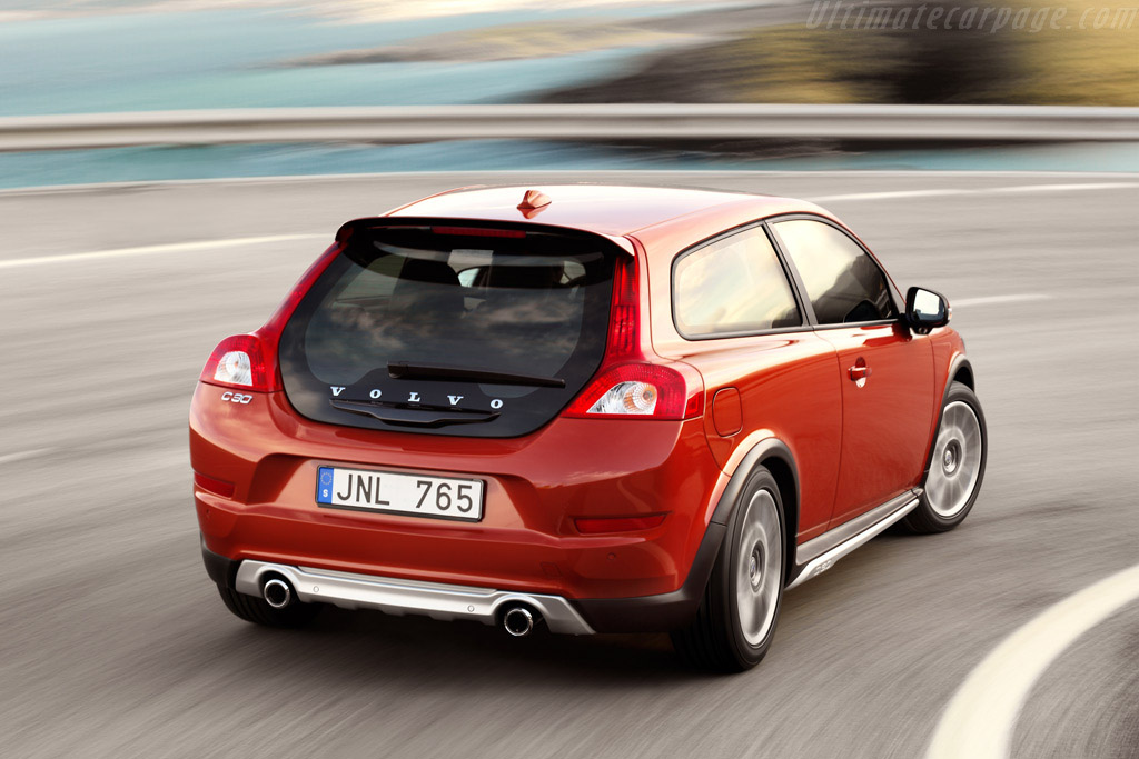 Volvo C30 T5