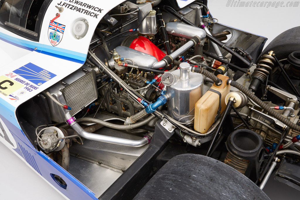 Porsche 956